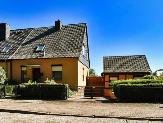 Haus zum Kauf 199.000 € 6 Zimmer 140 m² 1.246 m² Grundstück Nordhausen 99734