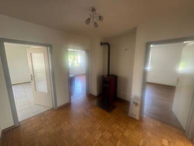 Wohnung zur Miete 1.100 € 3 Zimmer 90 m² EG frei ab sofort Finsterwalderstrasse 2 Landlmühle Stephanskirchen 83071