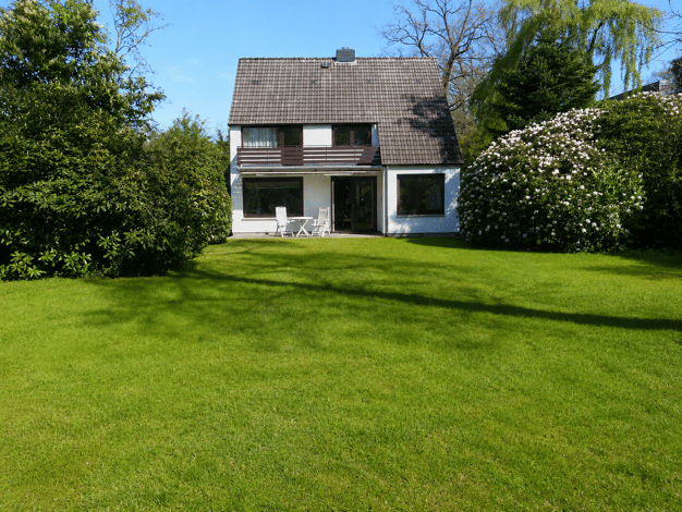 Einfamilienhaus zum Kauf 975.000 € 5 Zimmer 166 m² 1.000 m² Grundstück Volksdorf Wandsbek 22359