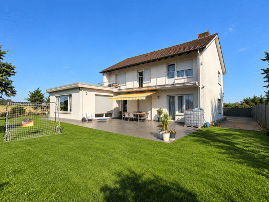 Einfamilienhaus zum Kauf 469.000 € 7 Zimmer 280 m² 952 m² Grundstück Remmighausen Detmold 32760