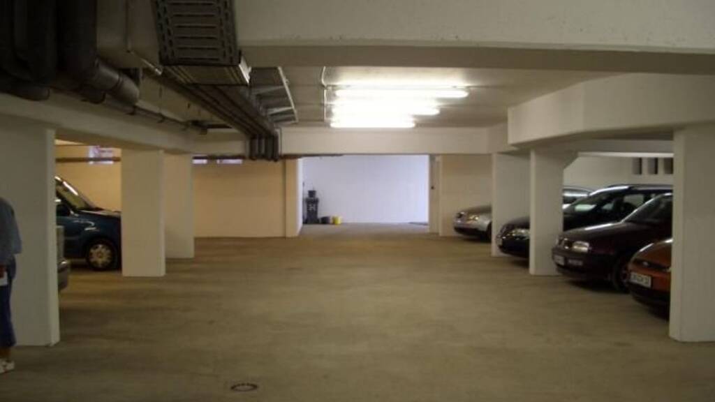 Tiefgaragenstellplatz zur Miete provisionsfrei 60 € Pestalozzistr. 9 Paulsstadt Schwerin 19053