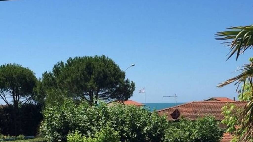 Einfamilienhaus zum Kauf 1.600.000 € 1 Zimmer 150 m² Forte dei Marmi 55042