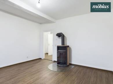 Wohnung zur Miete 980 € 2 Zimmer 105,7 m² Dachgeschoss frei ab 01.08.2025 Margretenhaun Petersberg 36100