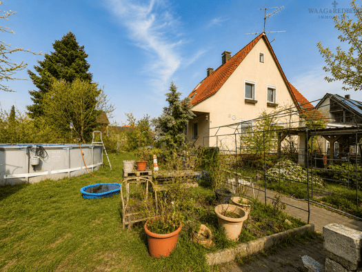 Einfamilienhaus zum Kauf 500.000 € 8 Zimmer 150 m² 800 m² Grundstück Weiher Uttenreuth 91080