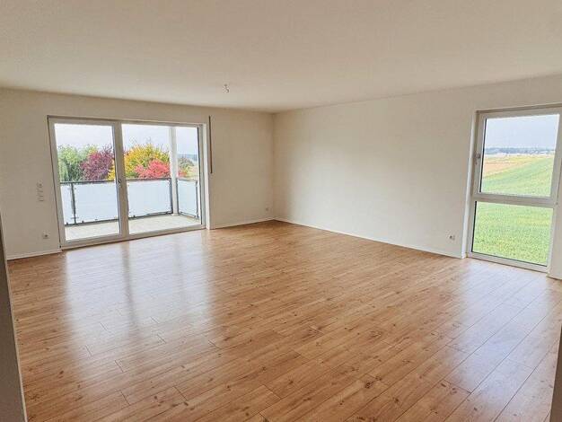 Wohnung zur Miete 950 € 2,5 Zimmer 95 m² 1. Geschoss Triftäcker Hemau Hemau 93155