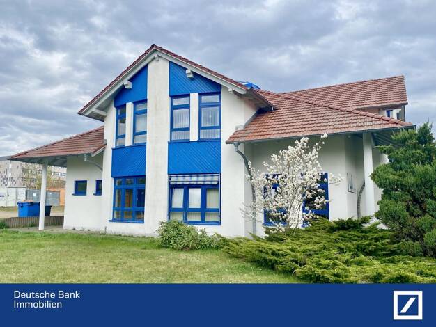 Sonstiges zum Kauf 370.000 € 10 Zimmer 10.093 m² Grundstück Pritzwalk Pritzwalk 16928