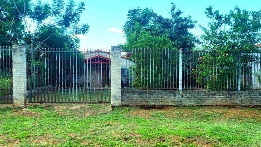 Haus zum Kauf 220.000.000 € 60 m² 360 m² Grundstück Luque