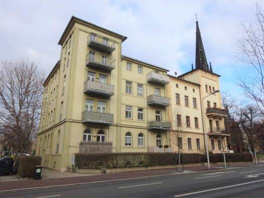 Wohnung zur Miete 310 € 2 Zimmer 54 m² Clara-Zetkin-Str. 5 Innenstadt Gera 07545