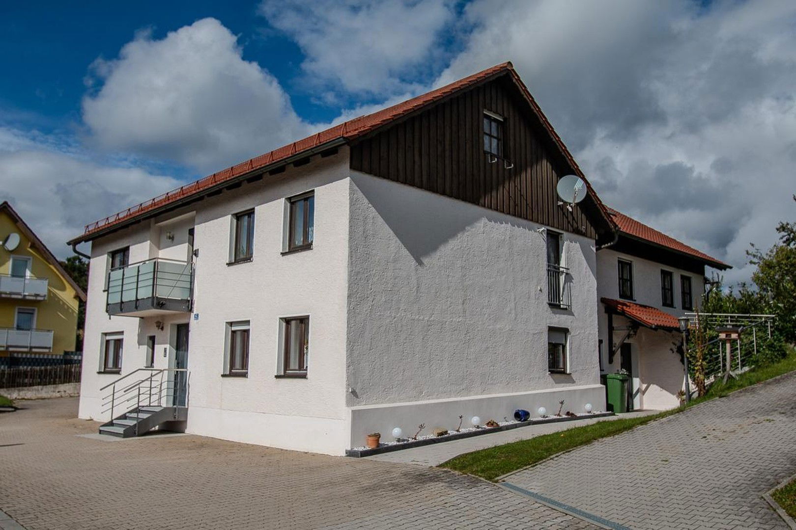 Mehrfamilienhaus zum Kauf provisionsfrei 759.000 € 12 Zimmer 270 m²<br/>Wohnfläche 850 m²<br/>Grundstück Oppersdorf Lappersdorf 92138