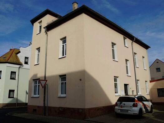 Wohnung zur Miete 230 € 1 Zimmer 38 m² frei ab sofort Uhlandstraße 16 Meuselwitz 04610