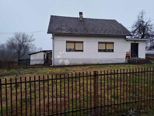 Haus zum Kauf 31.500 € 5 Zimmer 130 m² Topusko