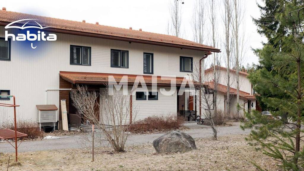 Reihenmittelhaus zum Kauf 153.000 € 4 Zimmer 79,5 m² 2.050 m² Grundstück Hietajärventie 1 Jyväskylä 41160