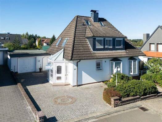 Einfamilienhaus zum Kauf 379.000 € 6 Zimmer 156,5 m² 552 m² Grundstück frei ab sofort Narzissenweg 10 Barrien Syke 28857