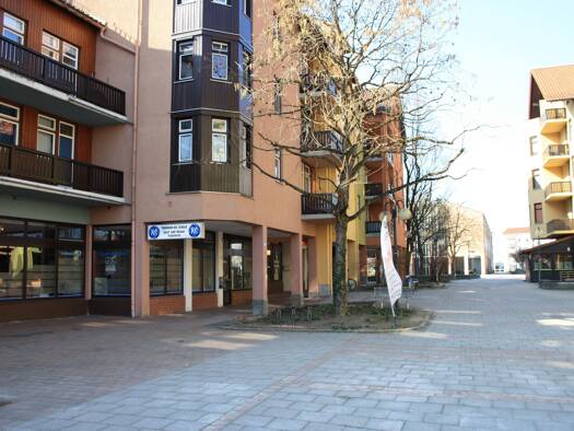 Laden zum Kauf 235.000 € 2 Zimmer Garching 85748