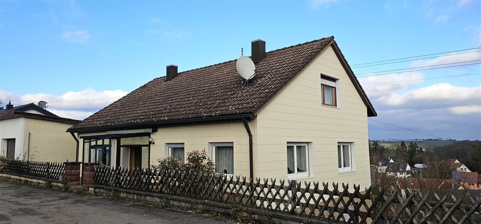 Einfamilienhaus zum Kauf 284.000 € 7 Zimmer 160 m²<br/>Wohnfläche 524 m²<br/>Grundstück ab sofort<br/>Verfügbarkeit Hürben Giengen 89537