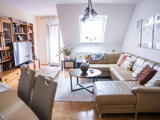 Wohnung zum Kauf 220.000 € 4 Zimmer 84 m² Herschfeld Bad Neustadt 97616