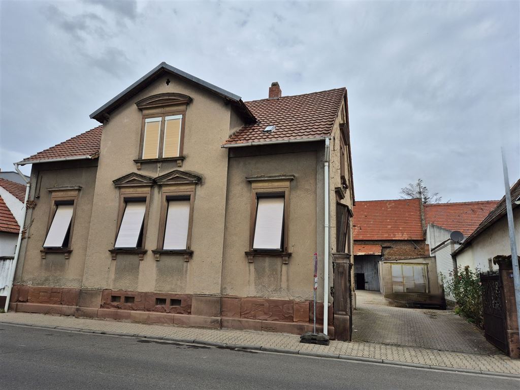 Bauernhaus zum Kauf 595.000 € 6 Zimmer 180 m²<br/>Wohnfläche 4.060 m²<br/>Grundstück ab sofort<br/>Verfügbarkeit Schenkelstr. 18 Beindersheim 67259