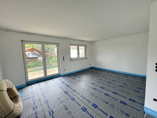 Doppelhaushälfte zum Kauf - Erstbezug provisionsfrei 582.500 € 6 Zimmer 142 m² 358 m² Grundstück Neusiedlerstr. 10 b Siegensdorf Ergoldsbach 84061