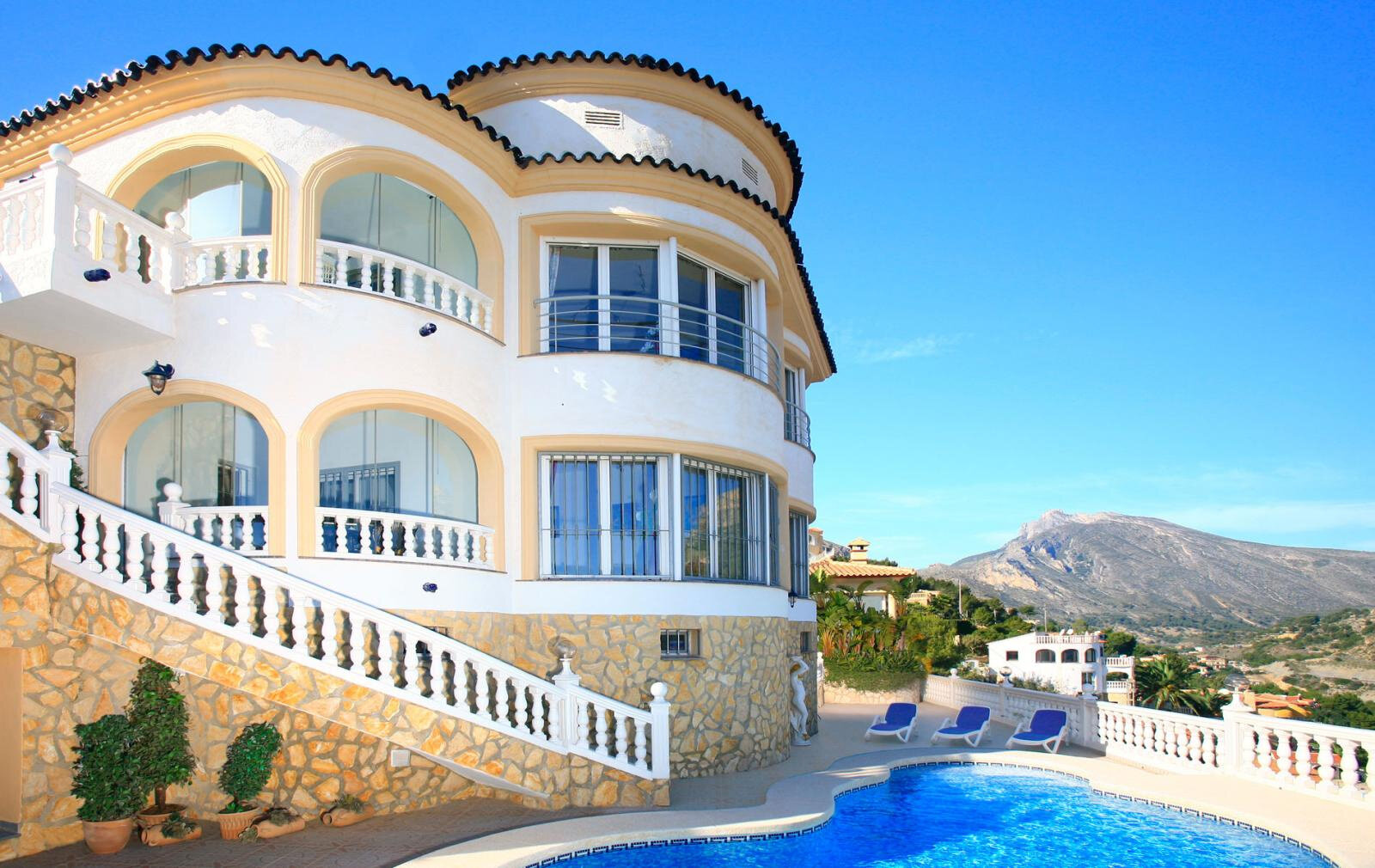 Villa zum Kauf 690.000 € 220 m²<br/>Wohnfläche 700 m²<br/>Grundstück Calpe 03710