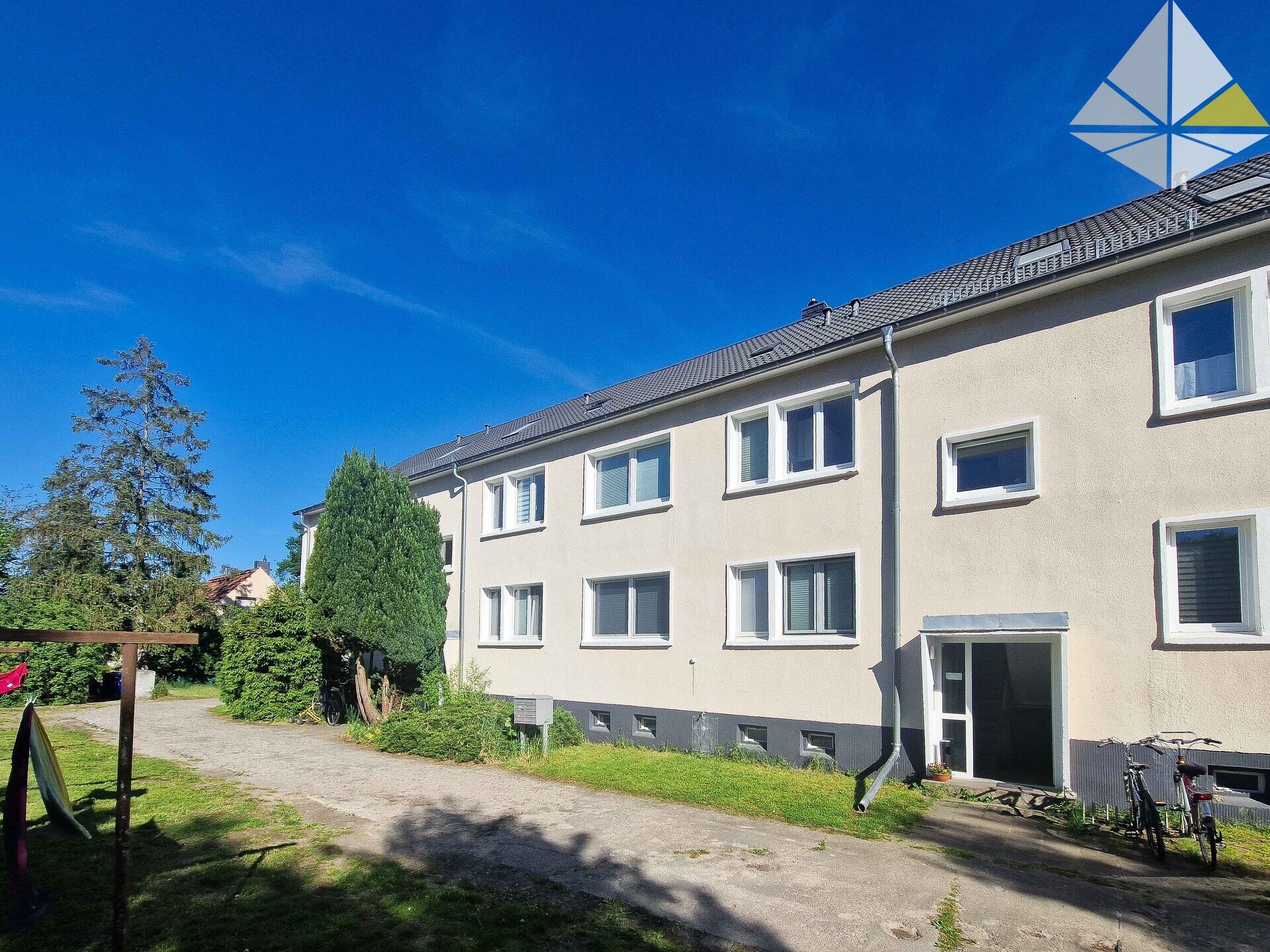 Mehrfamilienhaus zum Kauf als Kapitalanlage geeignet 646.000 € 26 Zimmer 476 m²<br/>Wohnfläche 2.089 m²<br/>Grundstück Grüntal Sydower Fließ 16230