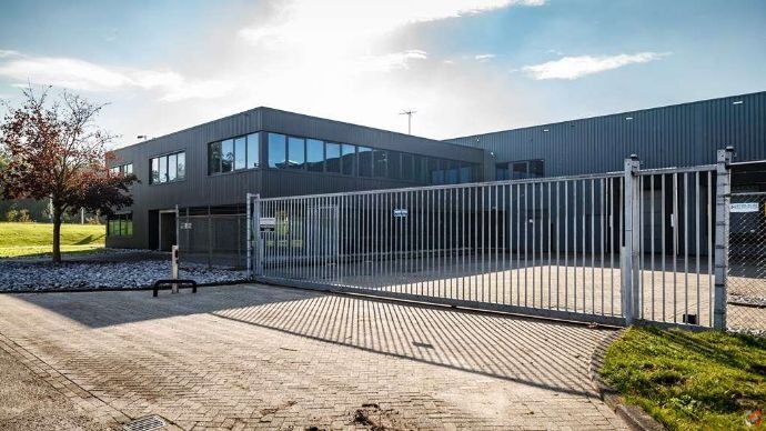 Lagerhalle zur Miete 2,90 € 10.000 m²<br/>Lagerfläche ab 2.500 m²<br/>Teilbarkeit - Montabaur 56428