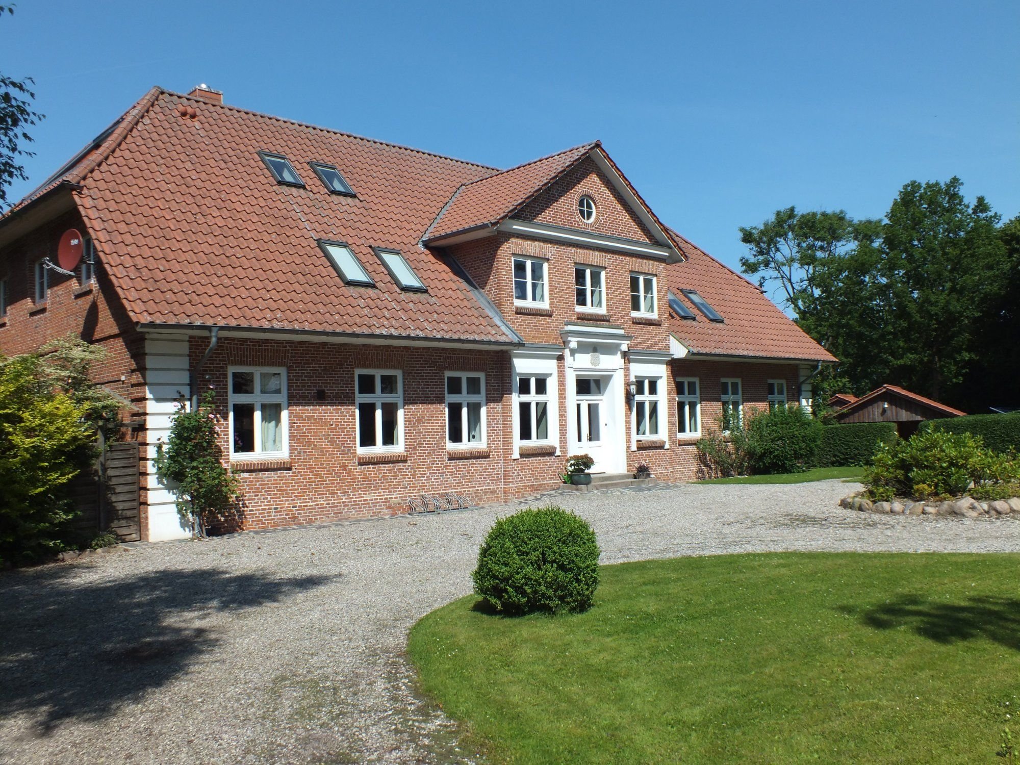 Herrenhaus zur Miete 3.200 € 12 Zimmer 340 m²<br/>Wohnfläche 6.000 m²<br/>Grundstück ab sofort<br/>Verfügbarkeit Karlshof Karlshof Wangels 23758