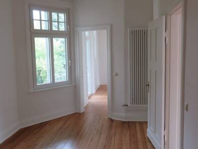 Wohnung zur Miete 1.975 € 5 Zimmer 147 m² 1. Geschoss frei ab 01.09.2025 Nähe Ratzeburger Allee St. Gertrud Lübeck 23564