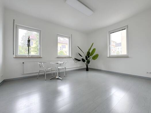 Büro zur Miete provisionsfrei 1.182 € 3,5 Zimmer 80 m² Bürofläche Degerloch Stuttgart 70597