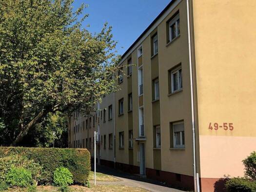Wohnung zur Miete 619 € 2 Zimmer 46 m² 1. Geschoss frei ab sofort Bechtenwaldstraße 41 Zeilsheim Frankfurt am Main 65931