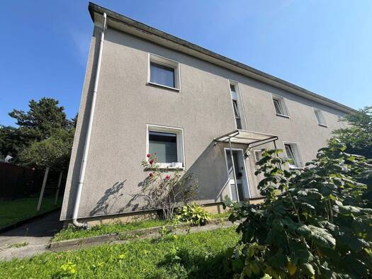 Studio zur Miete 359 € 1 Zimmer 39,2 m² 1. Geschoss Kastanienstraße 15 Süd Remscheid 42855