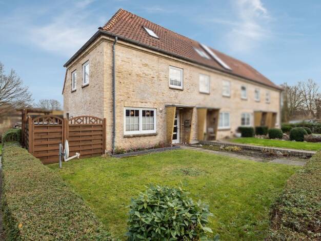 Einfamilienhaus zum Kauf 199.000 € 4 Zimmer 78 m² 299 m² Grundstück Schleswig 24837