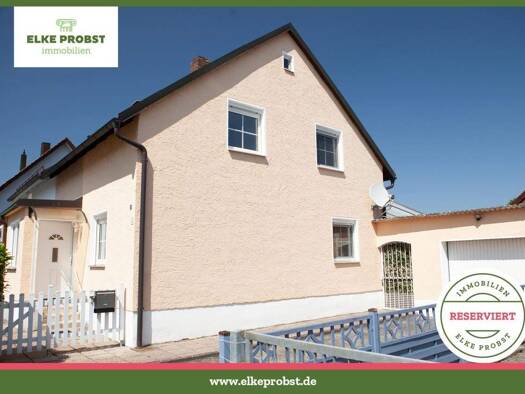 Doppelhaushälfte zum Kauf provisionsfrei 299.800 € 4 Zimmer 79 m² 702 m² Grundstück frei ab sofort Parkstr. 9 Köfering 93096