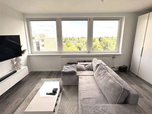 Wohnung zur Miete 449 € 1 Zimmer 32,6 m² 3. Geschoss frei ab sofort Niendorf Hamburg 22453