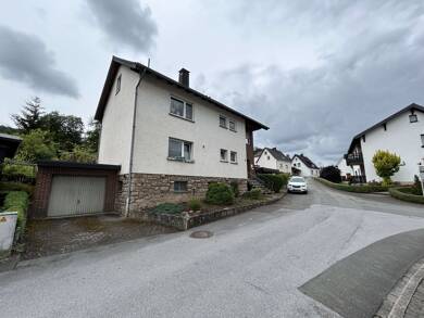 Mehrfamilienhaus zum Kauf 199.000 € 6 Zimmer 175,1 m² 832 m² Grundstück Beringhausen Marsberg 34431