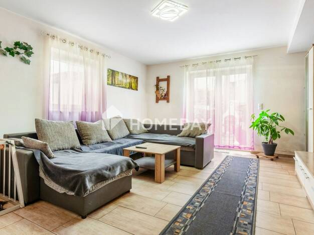 Mehrfamilienhaus zum Kauf 280.000 € 12 Zimmer 304,7 m² 477 m² Grundstück Wiesau Wiesau 95676