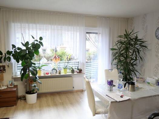 Wohnung zum Kauf 185.000 € 3 Zimmer 95 m² Geschoss EG/3 frei ab sofort Felsenbrunnenstraße 3 Beeden Homburg 66424