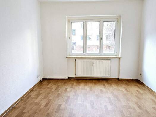 Wohnung zur Miete 325 € 2 Zimmer 46,4 m² EG Curiestr. 54 Neue Neustadt Magdeburg 39124