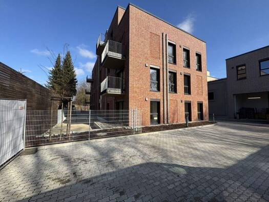 Wohnung zur Miete - Erstbezug 1.445 € 3 Zimmer 82,3 m² 3. Geschoss Ahrensburg 22926