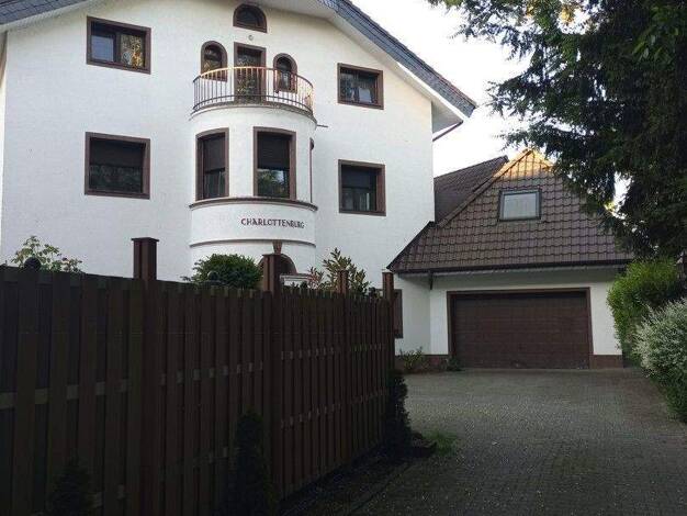 Mehrfamilienhaus zum Kauf provisionsfrei 714.000 € 12 Zimmer 410 m² 1.741 m² Grundstück Kempener Feld/Baakeshof Krefeld 47804