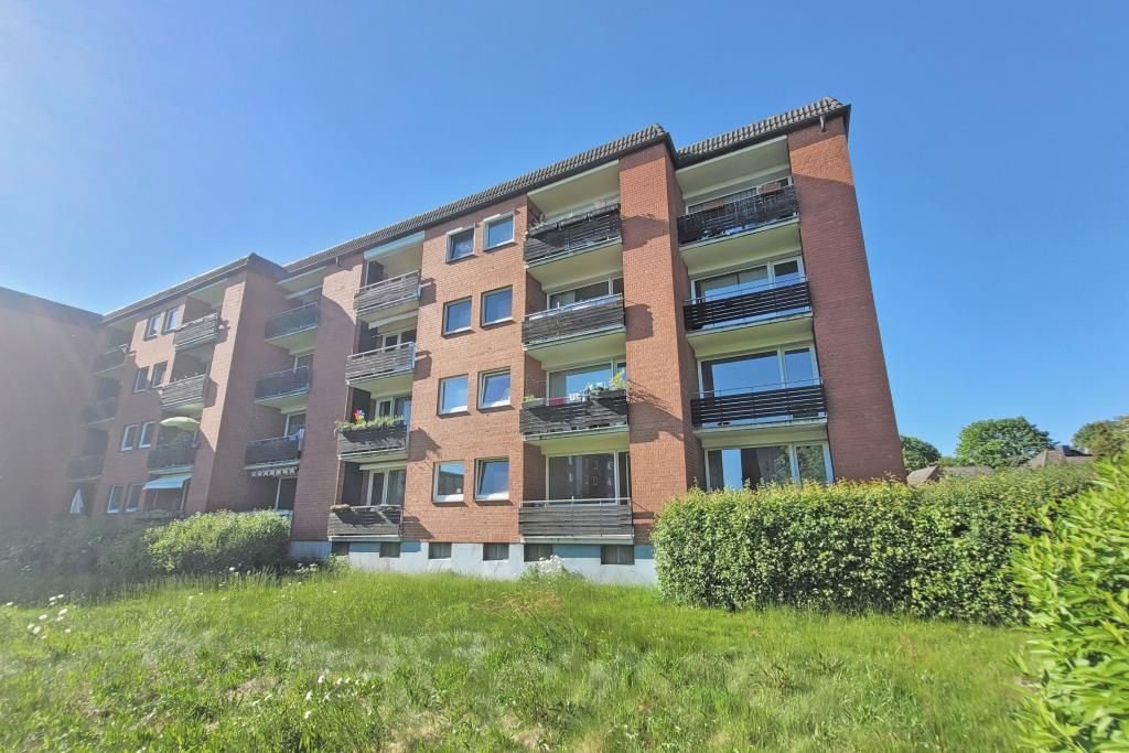 Wohnung zum Kauf 185.000 € 2 Zimmer 62 m²<br/>Wohnfläche 1.<br/>Geschoss Neuschönningstedt Reinbek 21465