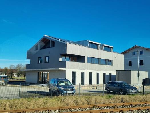 Büro zur Miete provisionsfrei 18 € 4 Zimmer 280 m² Bürofläche Am Gleis 4 Pfaffing 83539