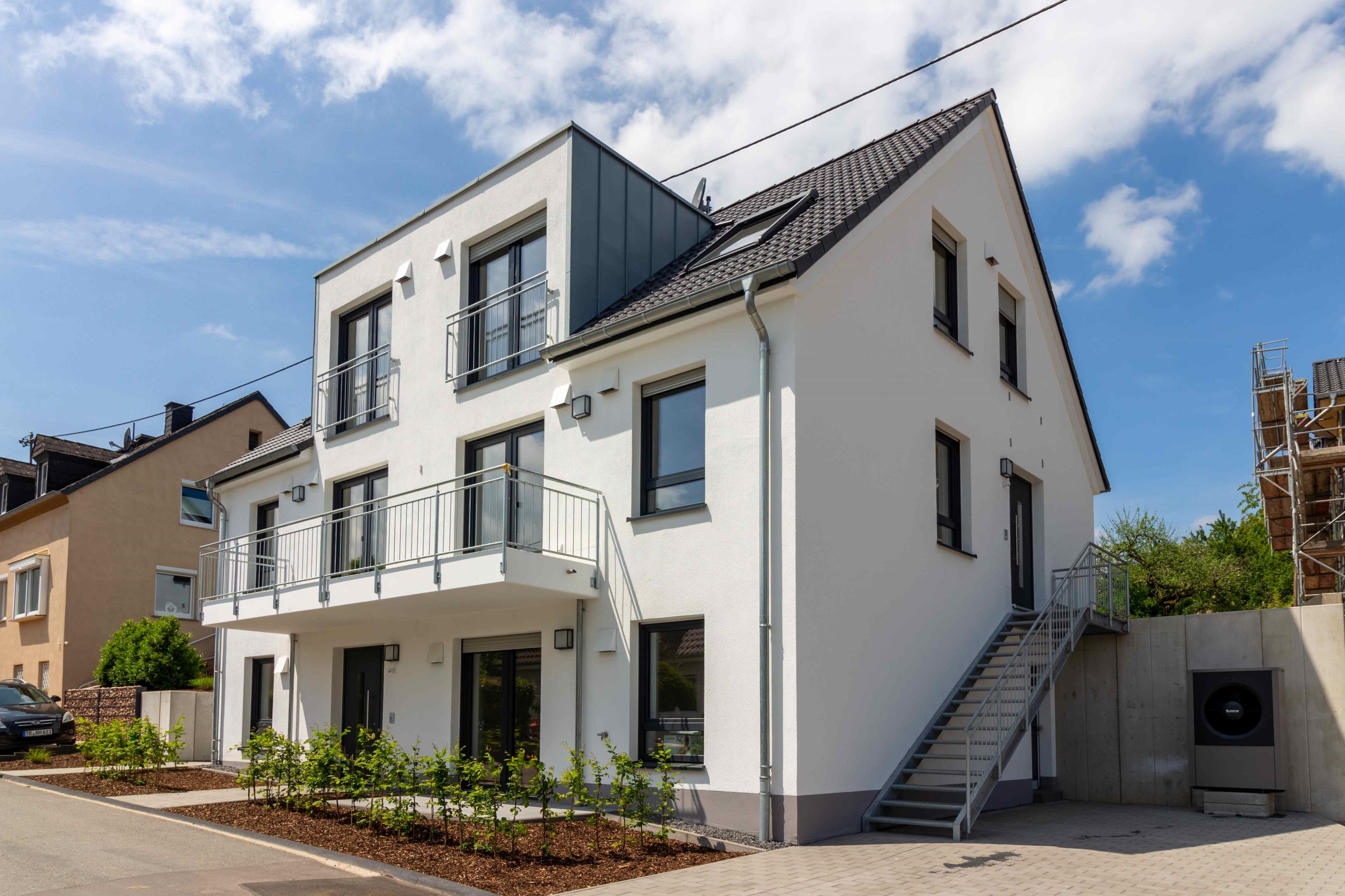 Mehrfamilienhaus zum Kauf als Kapitalanlage geeignet 1.282.000 € 10 Zimmer 280,7 m²<br/>Wohnfläche 650 m²<br/>Grundstück ab 280,7 m²<br/>Teilbarkeit Kernscheid 1 Trier 54296