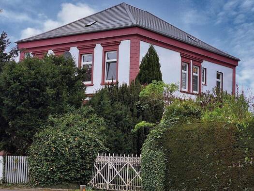 Villa zum Kauf 245.000 € 11 Zimmer 258,8 m² 847 m² Grundstück Jever 26441
