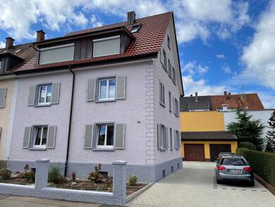 Wohnung zur Miete 1.050 € 4,5 Zimmer 93 m² Geschoss 2/2 frei ab 01.09.2025 Waldeck - Schule 32 Singen (Hohentwiel) 78224