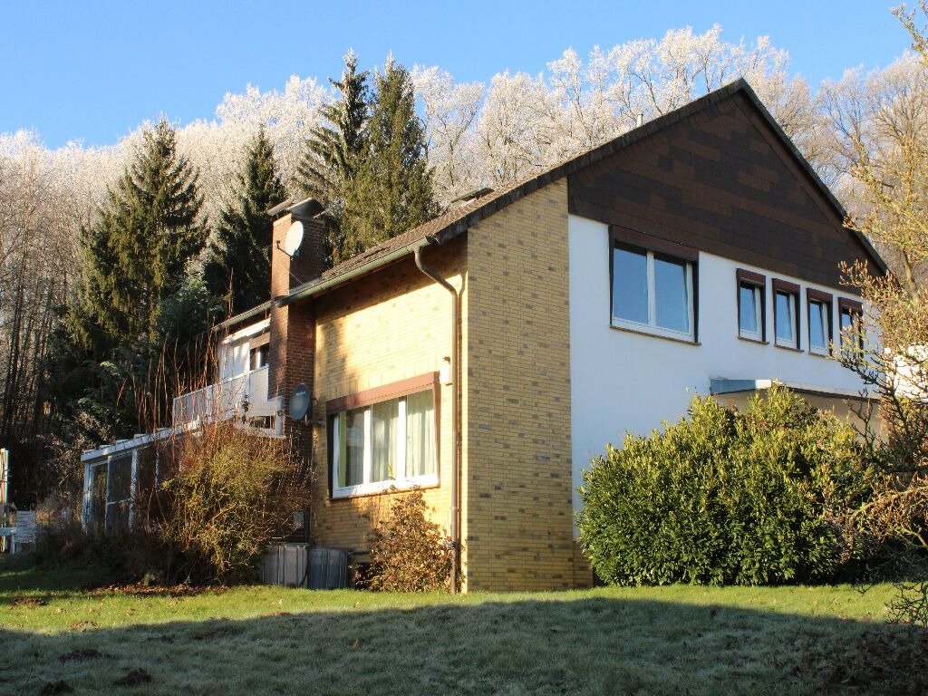 Mehrfamilienhaus zum Kauf 550.000 € 8 Zimmer 245 m²<br/>Wohnfläche 2.310 m²<br/>Grundstück Altenbauna Baunatal 34225