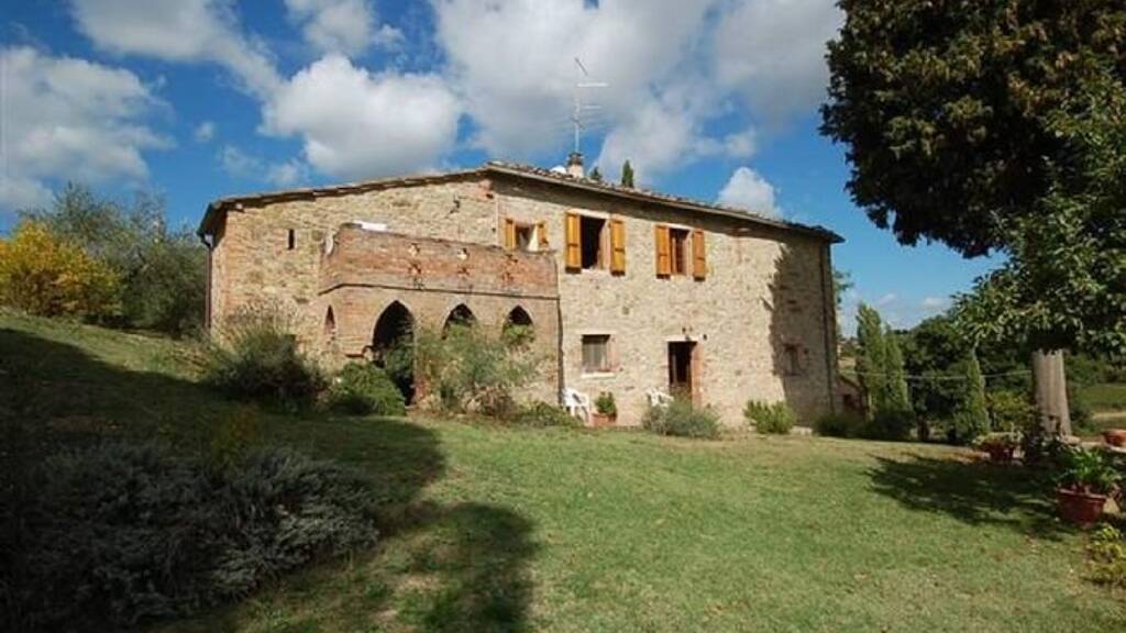 Bauernhaus zum Kauf 690.000 € 280 m² 30.000 m² Grundstück Sinalunga