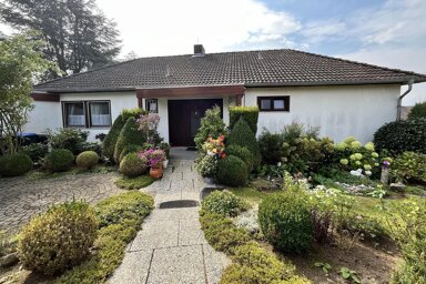 Einfamilienhaus zum Kauf 349.000 € 7 Zimmer 234,6 m² 835 m² Grundstück Northeim Northeim 37154