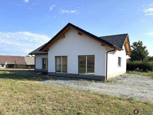 Immobilie in Bocksdorf - Bungalow zum Kauf - Bocksdorf - 312.000 € - 3 Zimmer, 110 m², 1.333 m² Grundstück - Bild 0