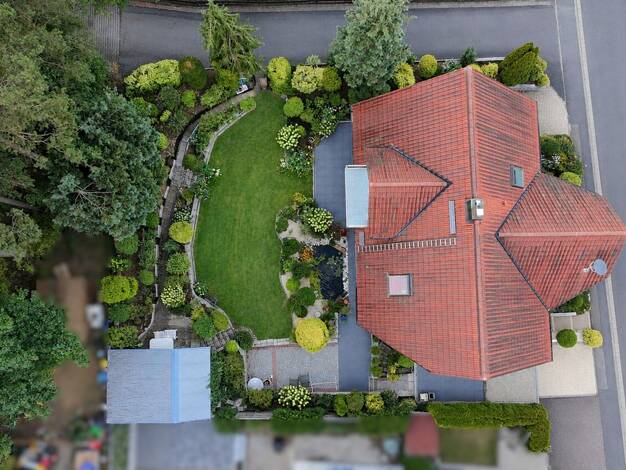 Einfamilienhaus zum Kauf 895.000 € 7 Zimmer 300 m² 677 m² Grundstück Röttenbach 91341