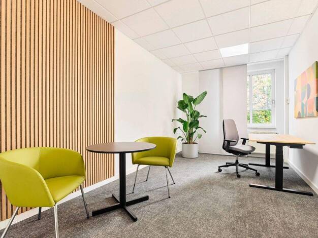 Bürofläche zur Miete provisionsfrei 640 € 32 m² Bürofläche Carl-Zeiss-Ring Ismaning 85737